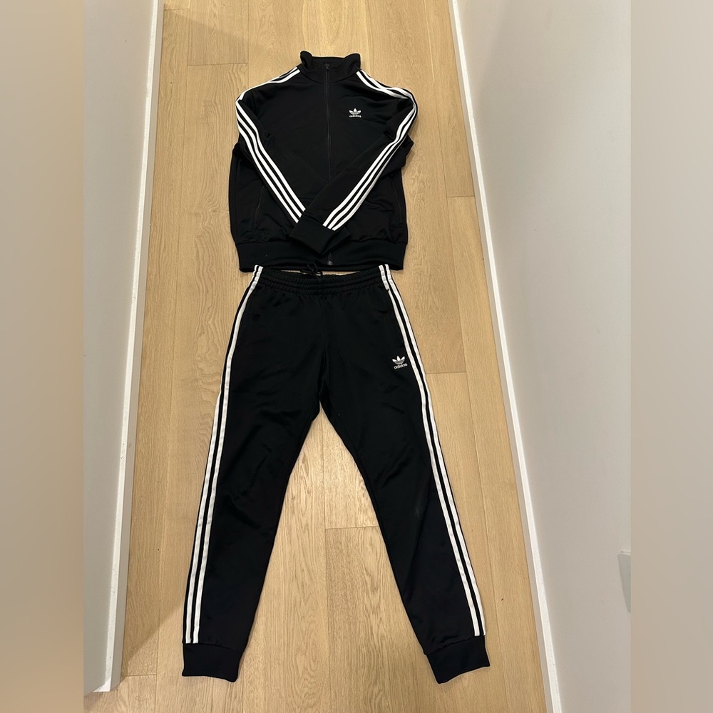 Adidas black tracksuit set